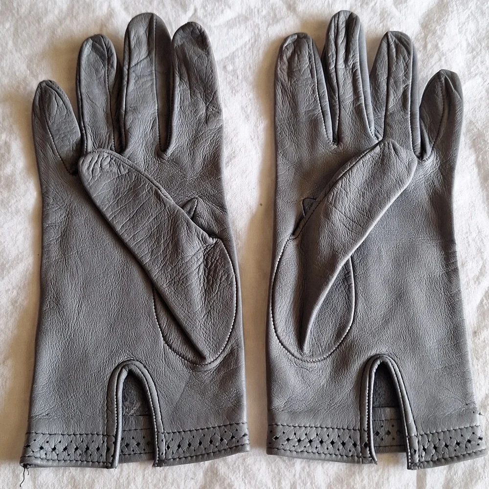 Vintage Women's Grey Leather Dress Gloves